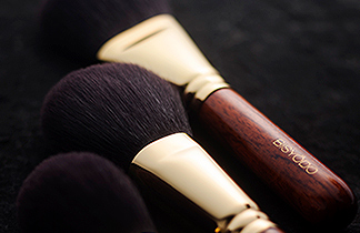 BISYODO Long : make-up brush series | UYEDA BISYODO