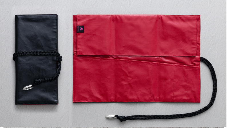 組紐筆ケース（ブラック／レッド））