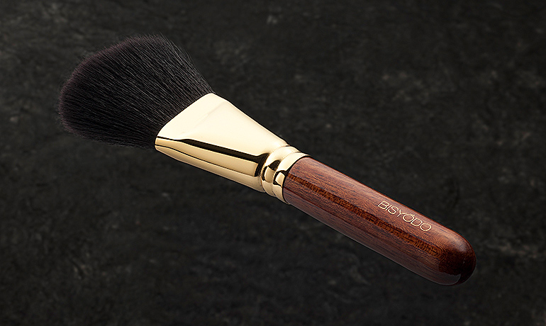 B-F-03 : Finishing Powder Brush