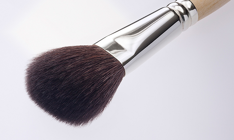 Diagonal Eye Brow Brush