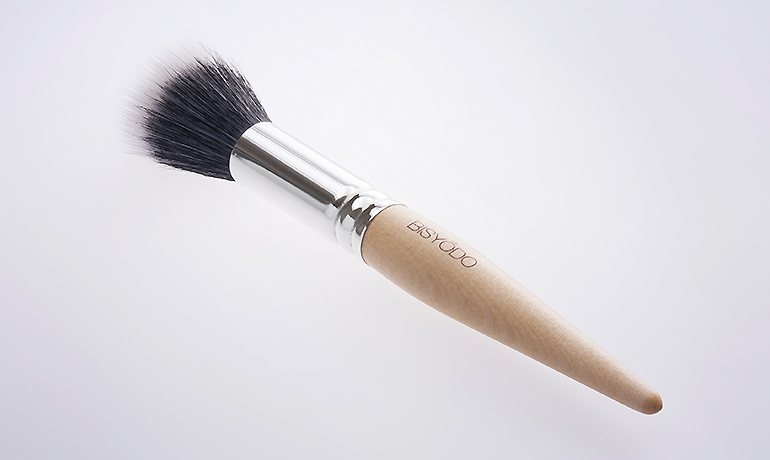 Diagonal Eye Brow Brush